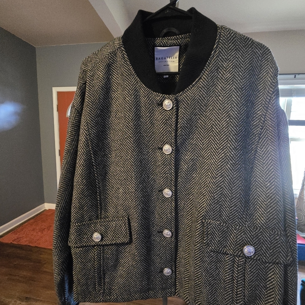 Bagatelle Women's Black and White Herringbone Jacket